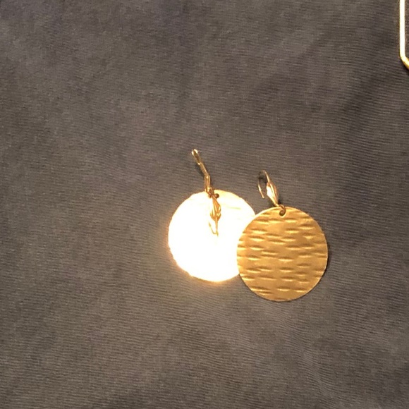 Earrings - Picture 1 of 1